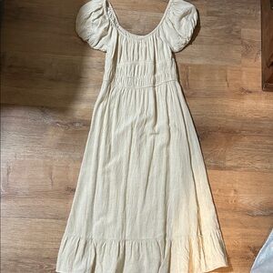 Elegant Cream Maxi Dress